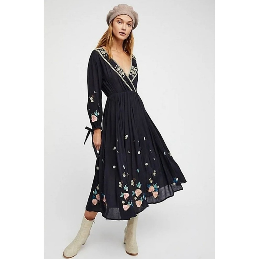 Free People Enchanted Forest Dress S Black Embroidered Flowers Boho Peasant Midi